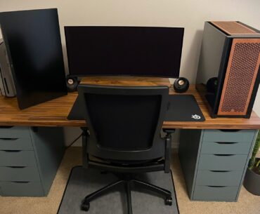 I had to add more wood. Corsair Sapele Wood Panels.