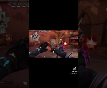 E faquinha boa, pena q foi remake#fps #games #valorant #livenatwitch #pixel #clutch #headshots #ace