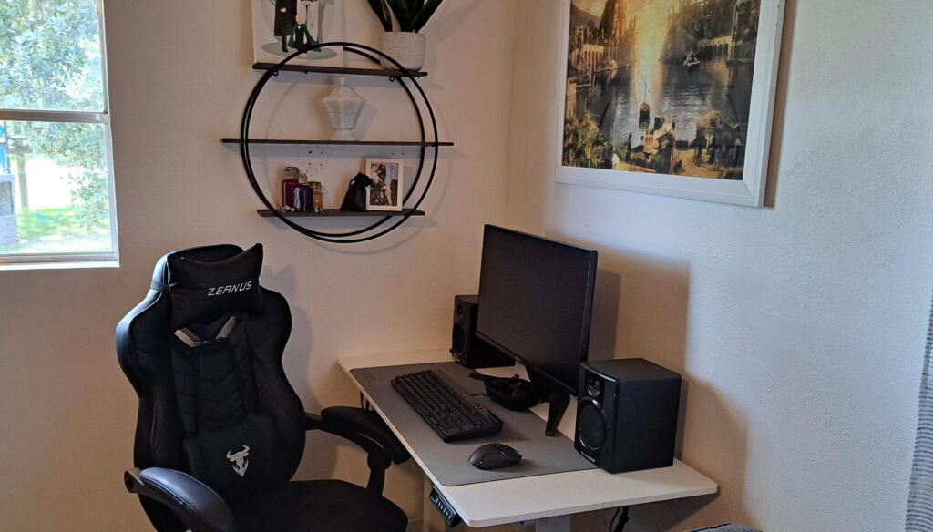 It's a small set-up, but it works great for me! Made quite a few changes and improvements since I last posted.