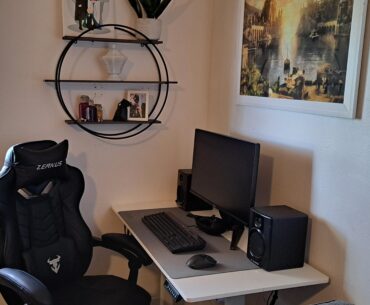 It's a small set-up, but it works great for me! Made quite a few changes and improvements since I last posted.