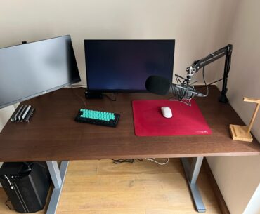 Ikea Ekbacken good as a desk ?