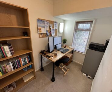 Simple home office setup