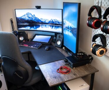 Corner desk setup