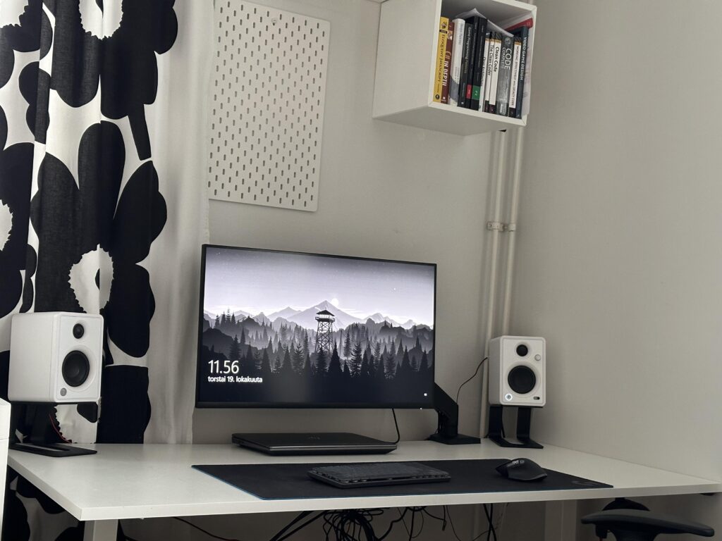 My simple home office. Cables need some tidying.