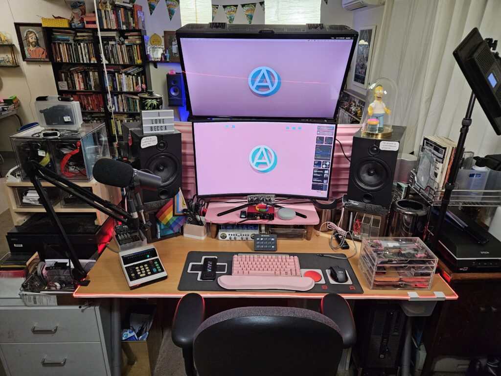 My minimalist battlestation feat. a 2013 Mac Pro