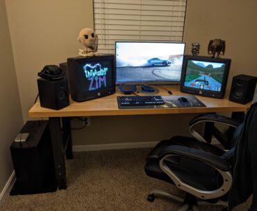 Retro setup with 2 CRTs