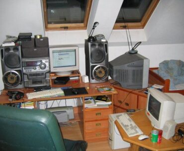Rate my childhood setup
