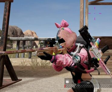 Does anyone know why this AWM's Skin has this weird yellow glowing? Is it a Bug or some feature?