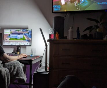 Does this count as 2 gamers 1 GPU?