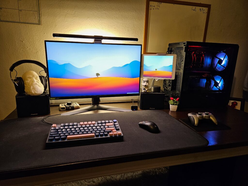 Student dual monitor setup