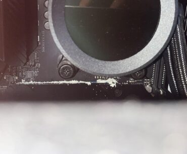 What fluffy stuffy in my Motherboard help?