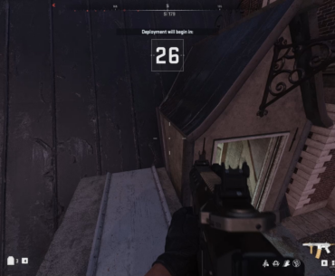 Stucking riot shield with drill charge doesn't damage enemy (when swapping at the time of explosion)