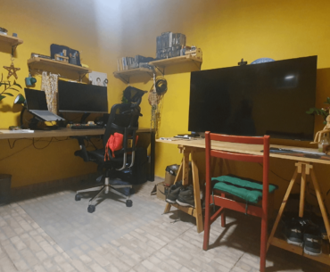 Advices on how to make this hybrid for WFH (monitor) + studying (monitor and tv for online classes) and sim racing (tv)