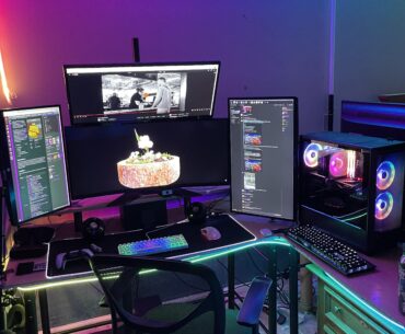 My revised battle station with my newest middle ultra wide!