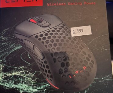 Cepter Leon and Pwnage Ultra Custom Ergo are the same.