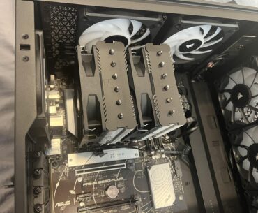 Cooler fan orientation