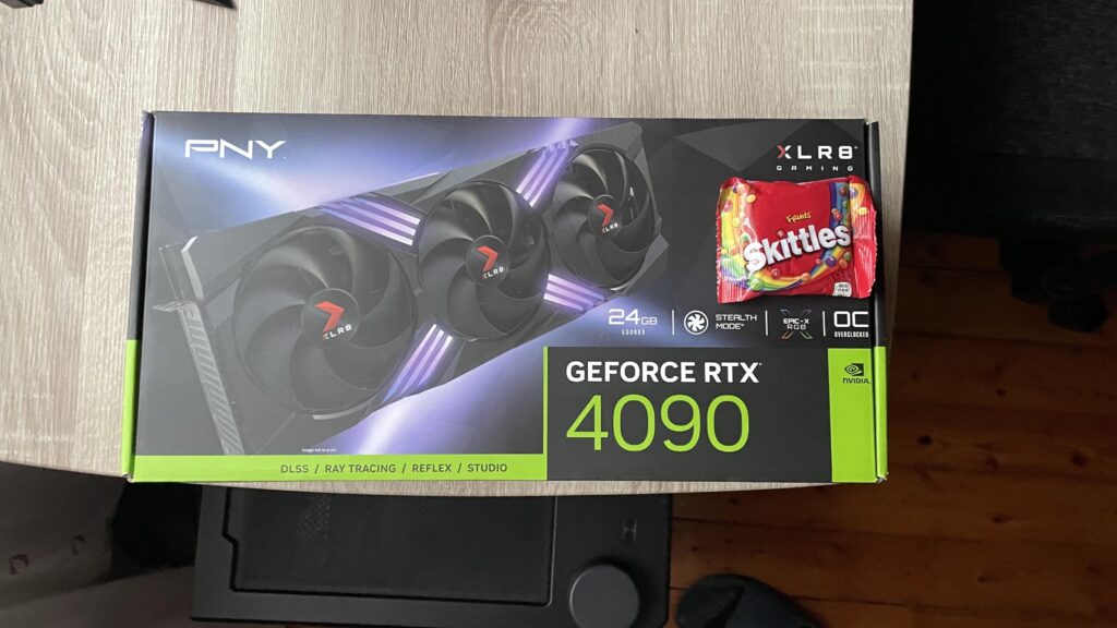 Just got my RTX 4090 for City Skylines 2 + the seller added a gift lol