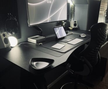Sleek engineering battlestation!