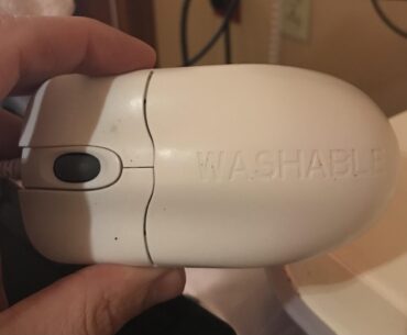 I’ve never heard of this brand. Maybe it dishwasher safe.
