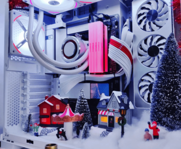 The Christmas atmosphere arrived when I finished setting up