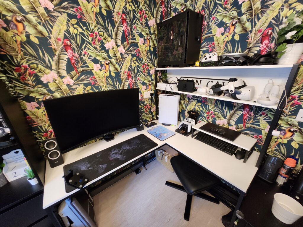 Help with desk layout please! Help with desk layout please!