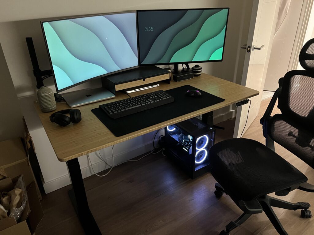 Where I work and play (Iteration No. 1)