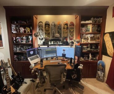 Robots. Skateboards. Music. Star wars.