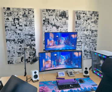 What speakers are those?
