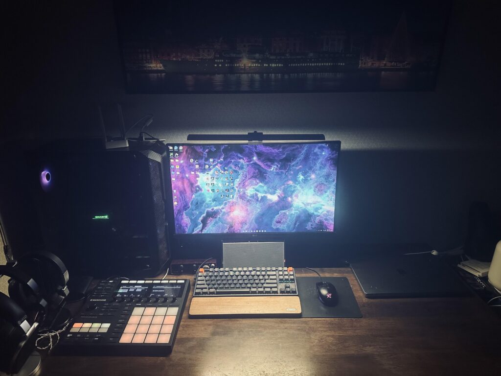 Any gadgets/things to add? Thanks in advance