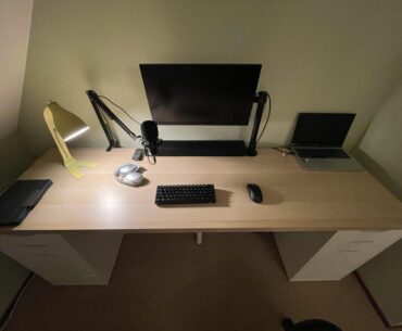 Got a new desk