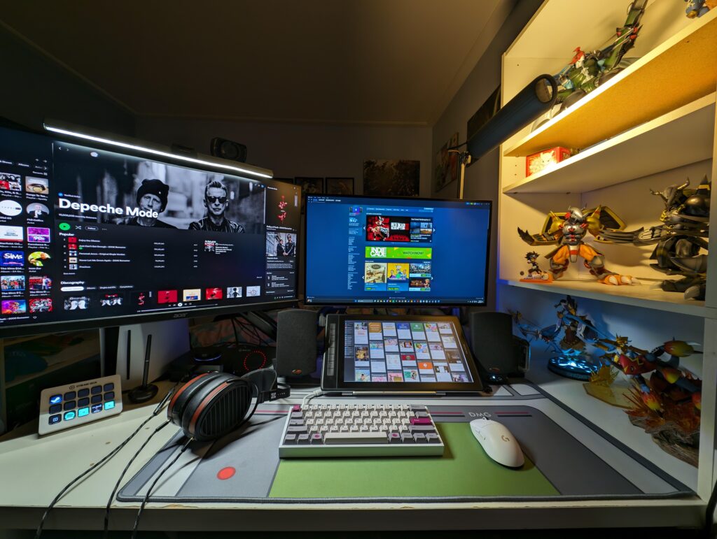 Reorganized setup for Gaming/DigitalArt/Entertainment