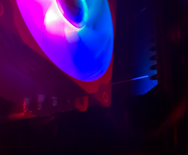 Prop starting a fan