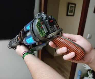 Winter's Howl Replica Prop