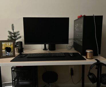 Set Up, Cable management could use some work but this candle pulls the set up together I’d say
