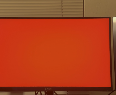 My new monitor wont power off after turning my PC off.