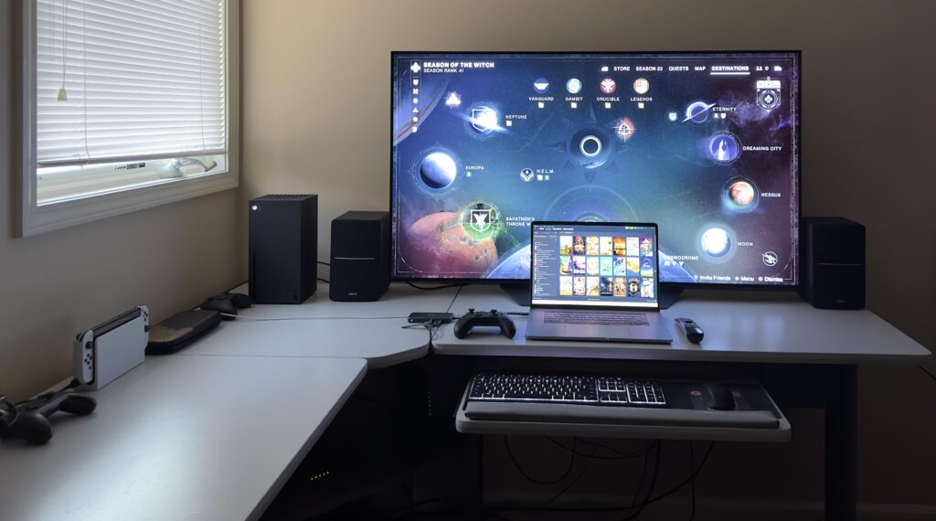 Updated Battlestation From Yesterday! Cable Management Success!