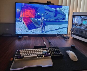 Where I WFH & explore the galaxy