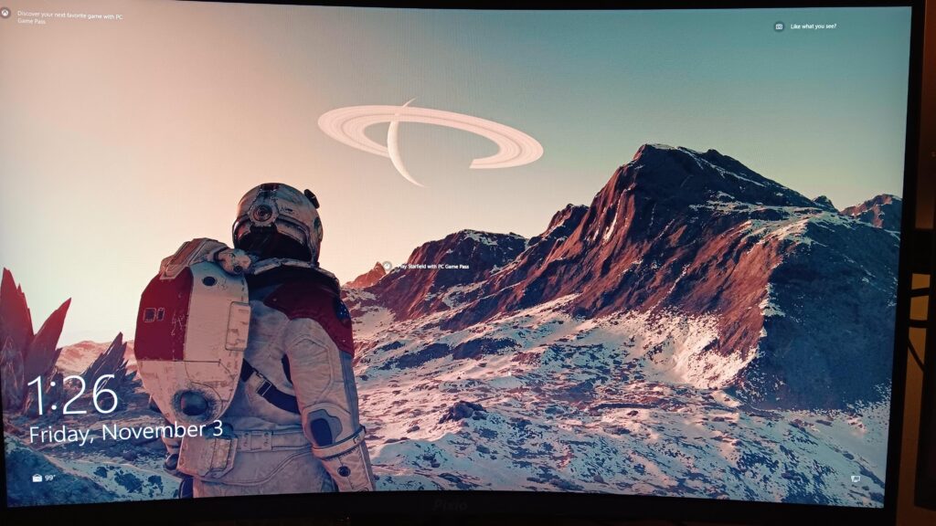 Has anyone ever gotten an Ad on their windows login screen?