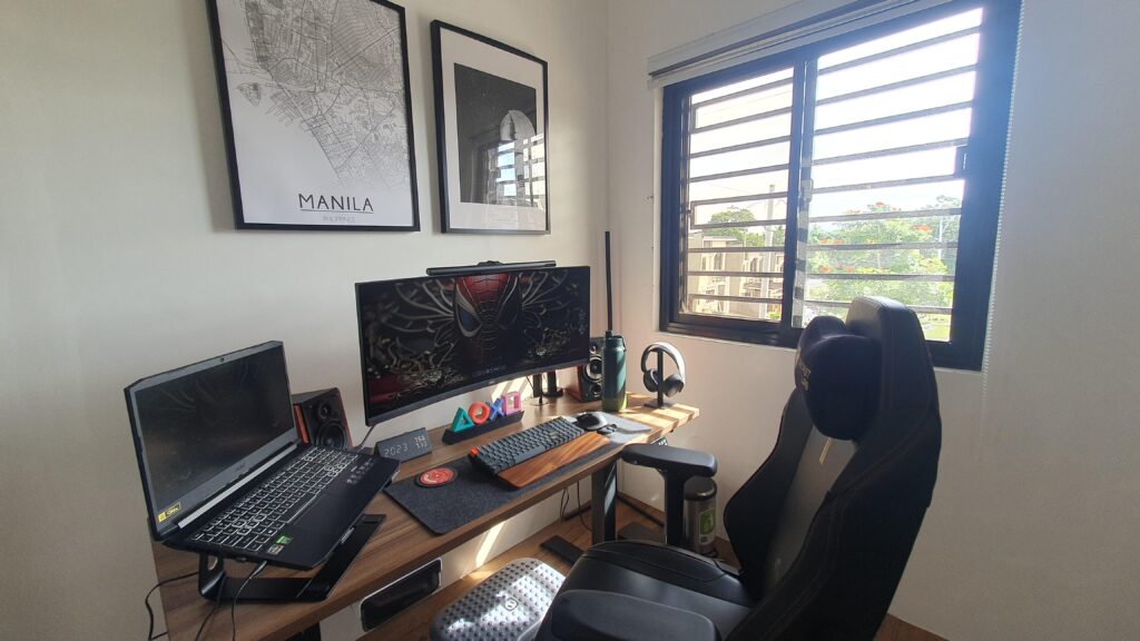 Back to WFH life. I was not allowed to work remotely for 7 months so I quit. Fortunately, i found a new work with WFH benefits