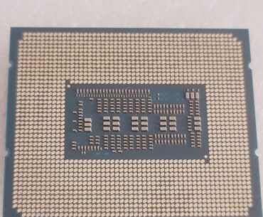 Liquid Metal on Back of CPU? Help!