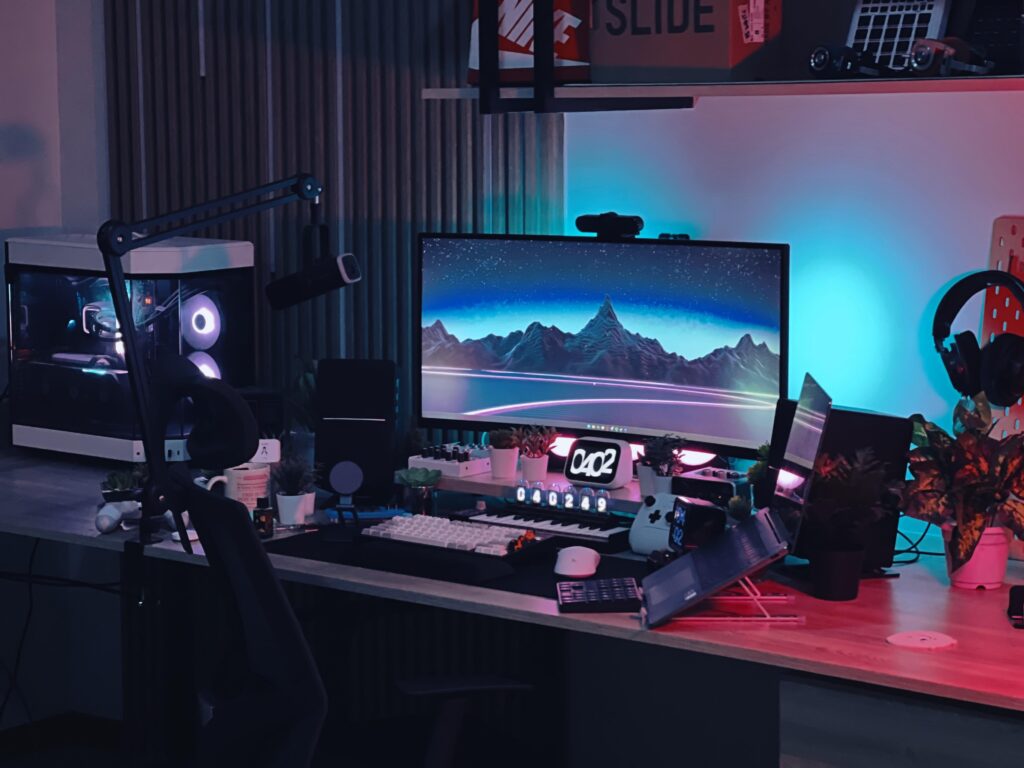 cyan + pink is a good combo