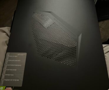 Should I use the glass panel or closed panel?