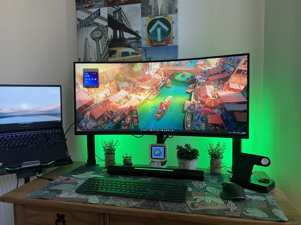 Gaming and Uni work corner :)
