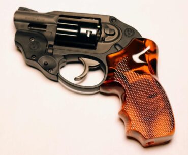 I made some handgun grips inspired by Blade Runner
