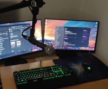 I just got my mic arm and I'm super proud that I managed to get my first ever setup done to the point where I'm happy with it.