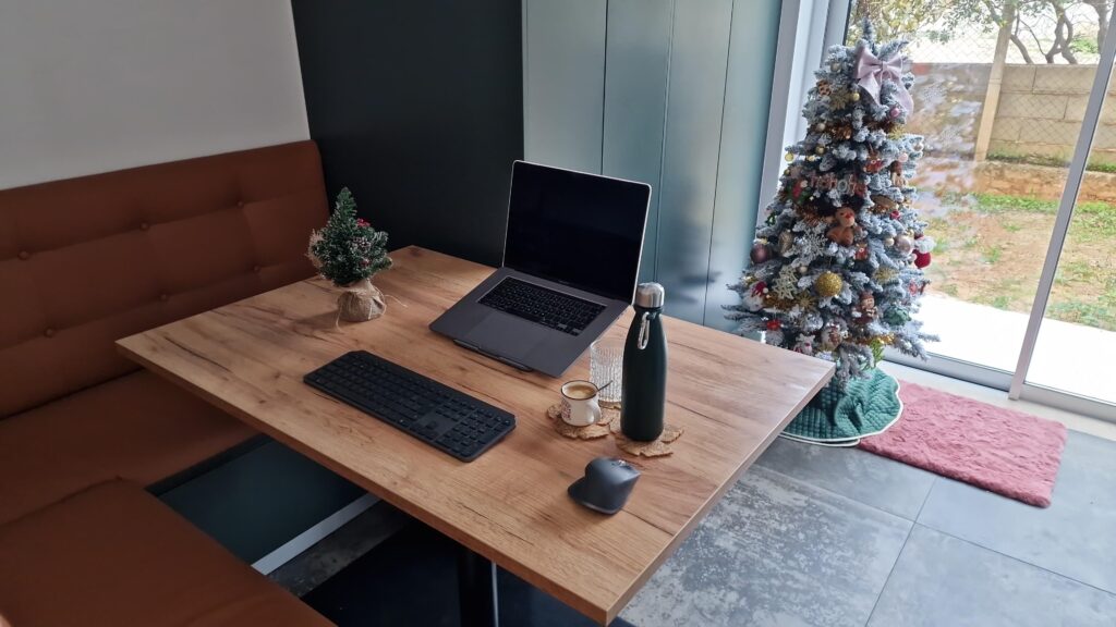 That time you need to work in the kitchen because you're revamping your battlestation... I actually enjoyed it a lot. 😀