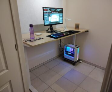 New House, New PC, New Mancave.. lets gooo (I also have a nice greenery view in front of me)