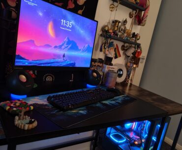 My maximalist cosy setup
