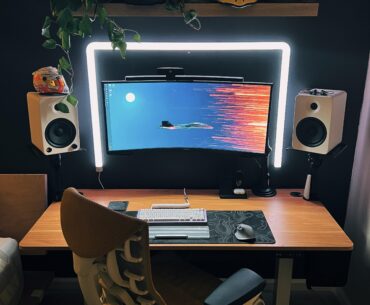You can never go wrong with a black accent wall
