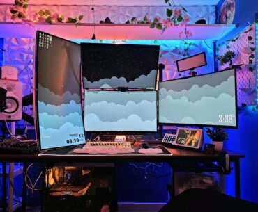 Re did my set up. Wasn't sure about the vertical orientation at first but honestly love it now lol